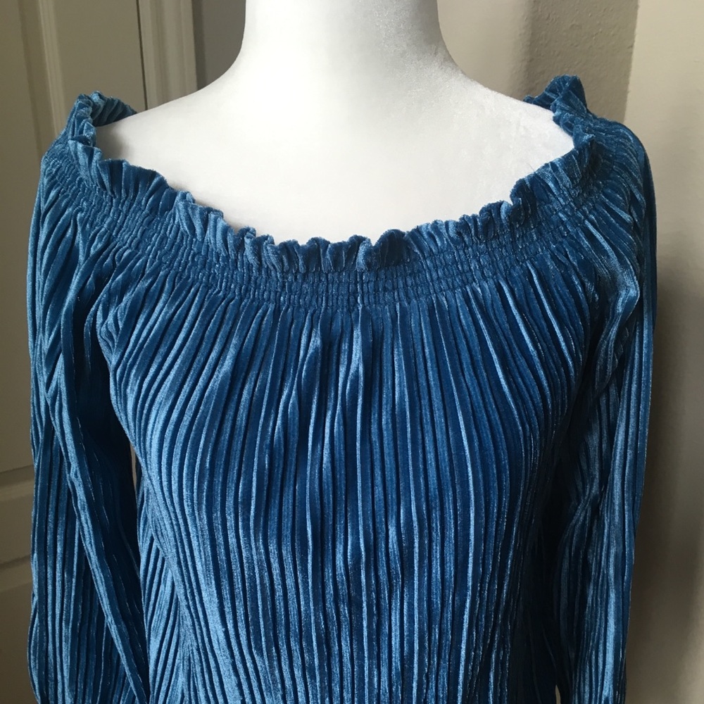 Banana Republic ladies top